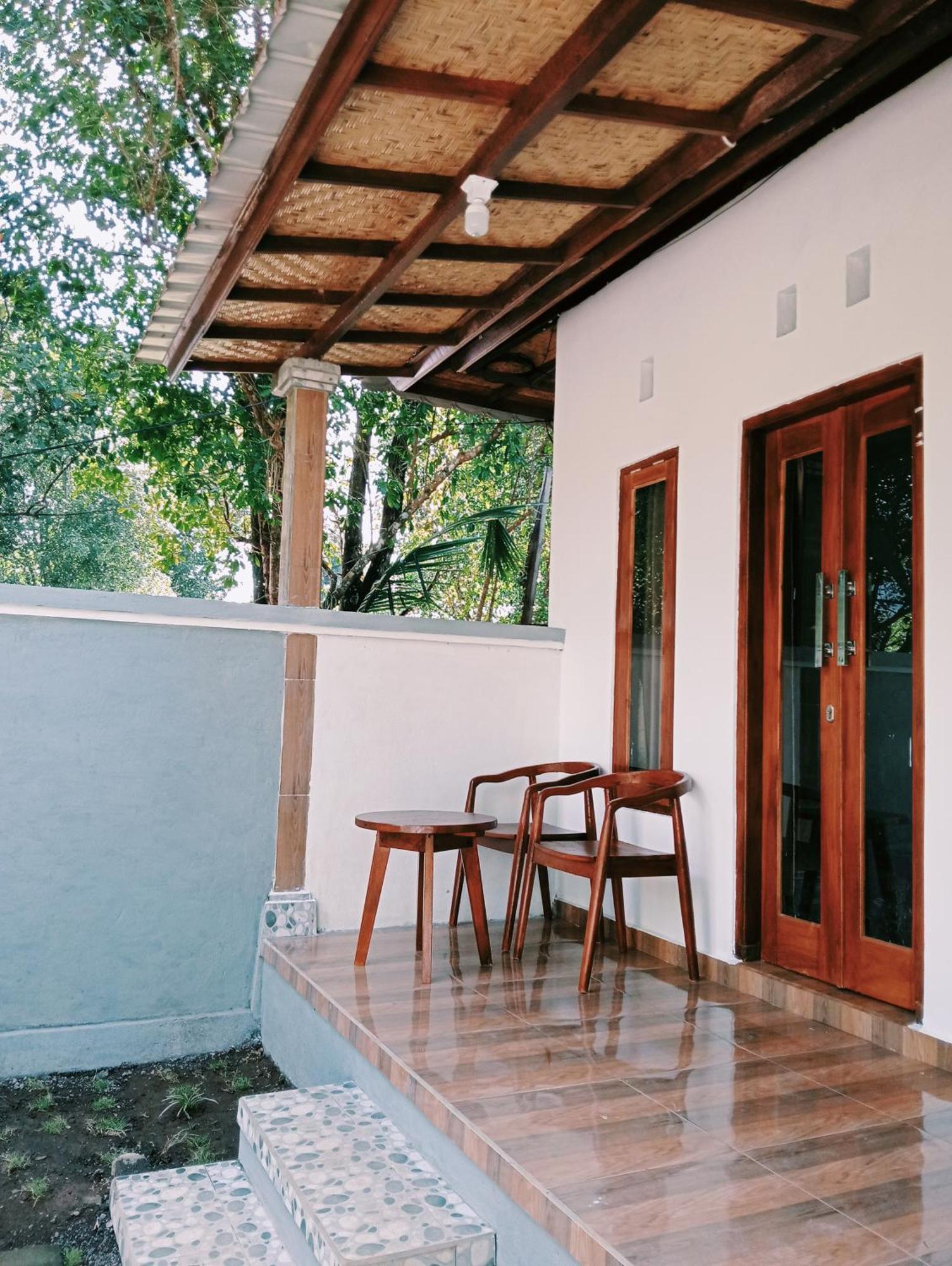Jepun Homestay Lemukih 新加拉惹 外观 照片
