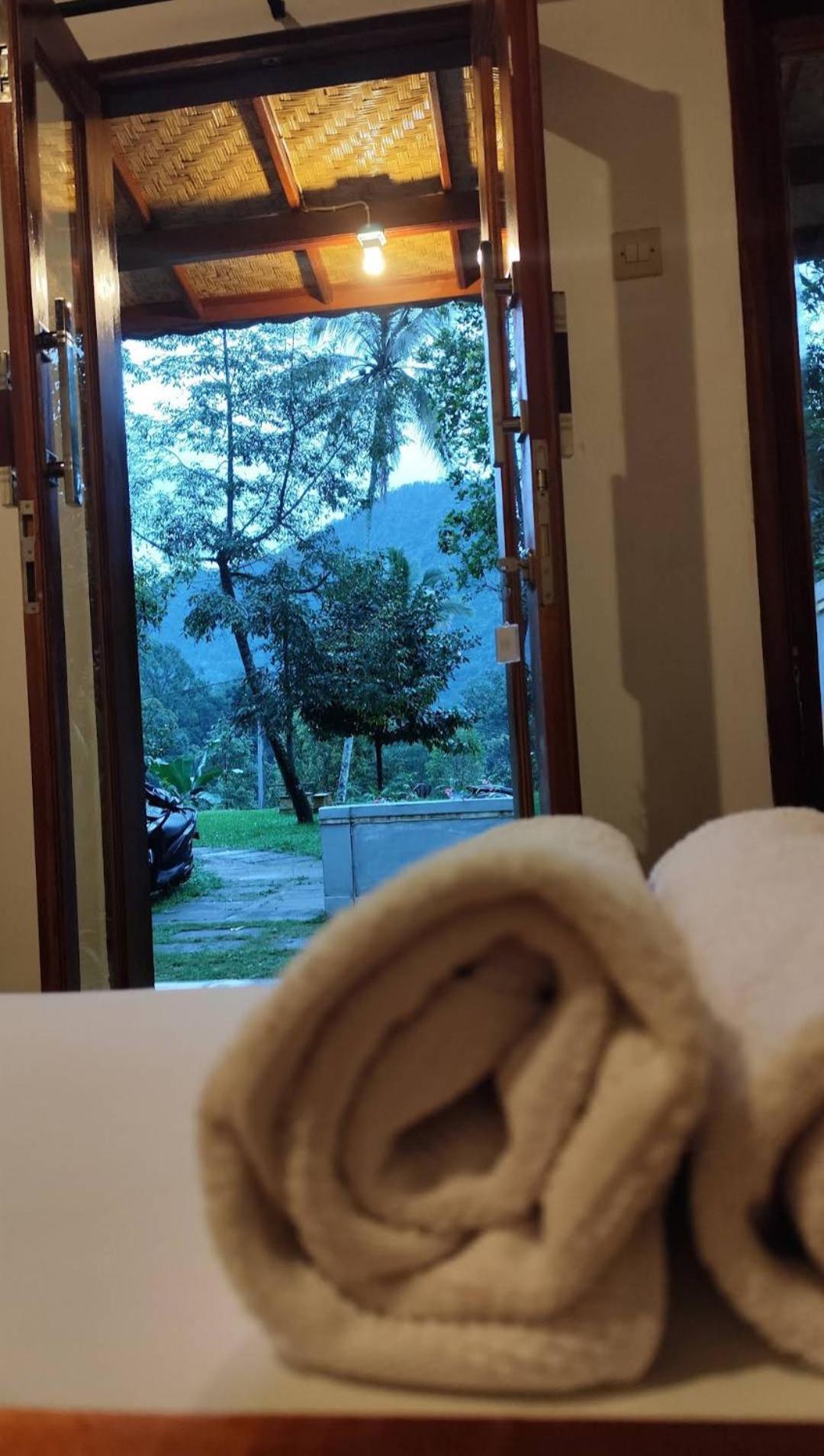 Jepun Homestay Lemukih 新加拉惹 外观 照片